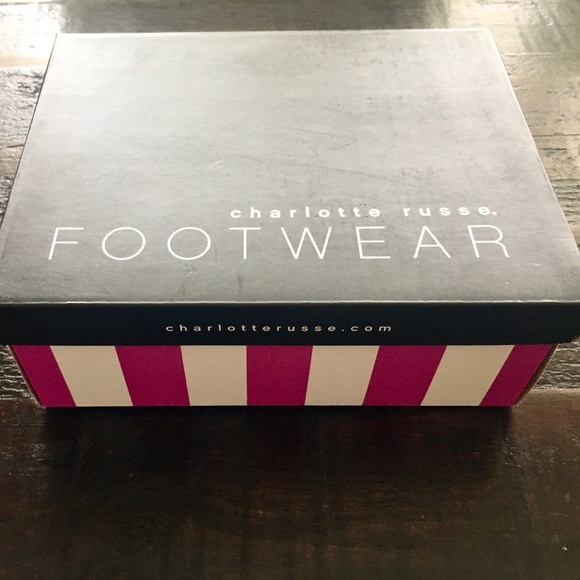 (*NEW*) CHARLOTTE RUSSE Symphony-28 Heels SIZE 6 - Picture 8 of 9
